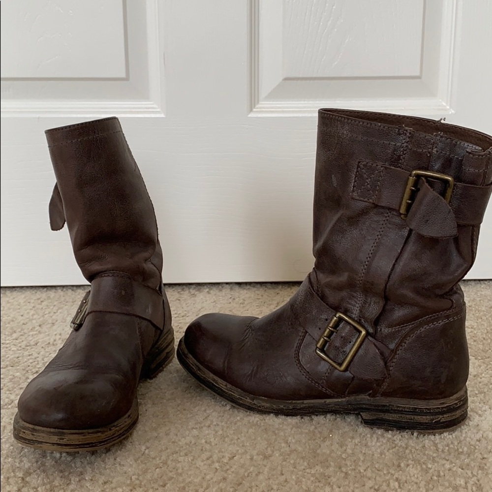 Brand new Steve Madden combat boots!